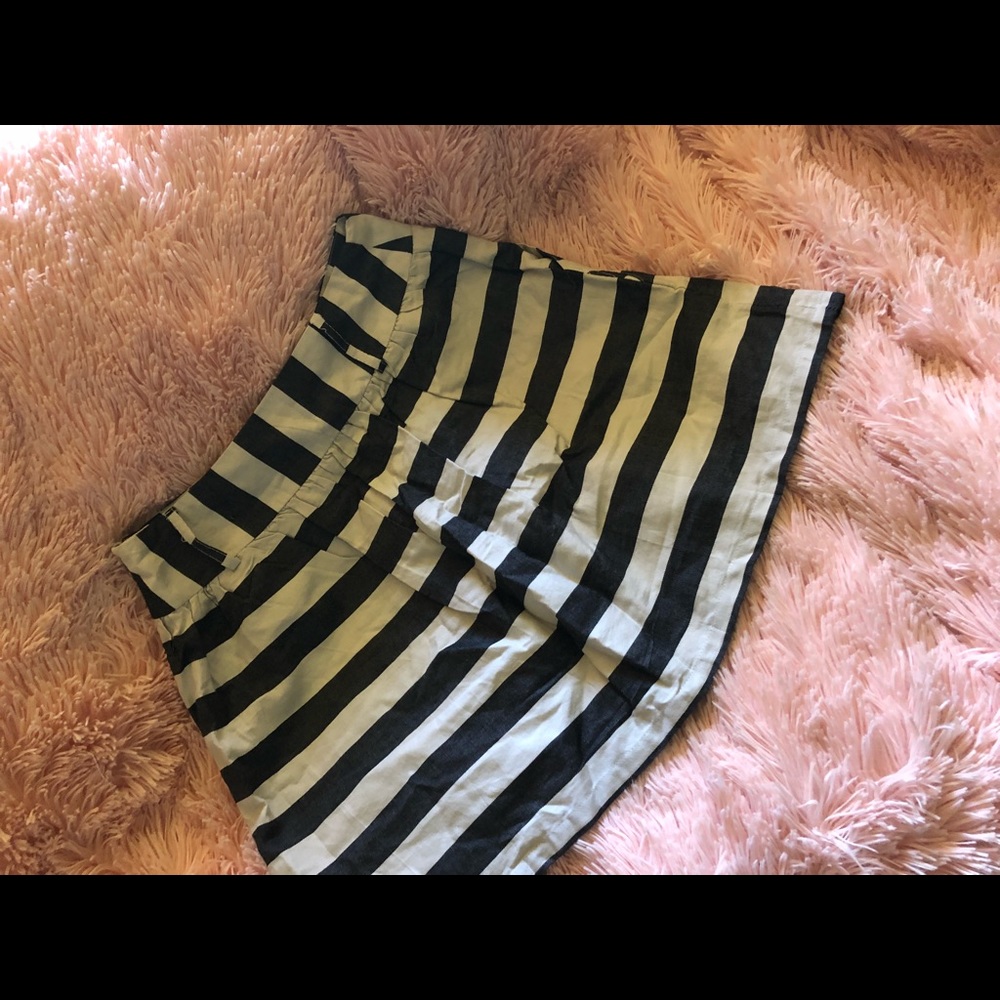 Forever 21 skirt